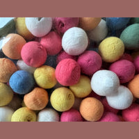 200 boules en papier multicolores — vue 2