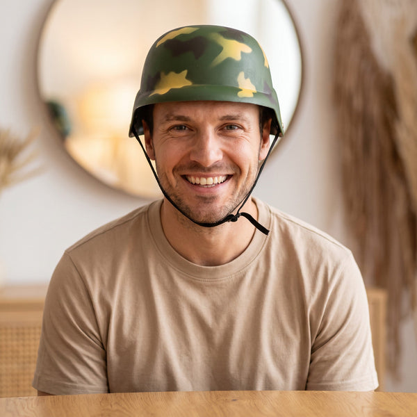 Casque militaire camouflage en plastique rigide