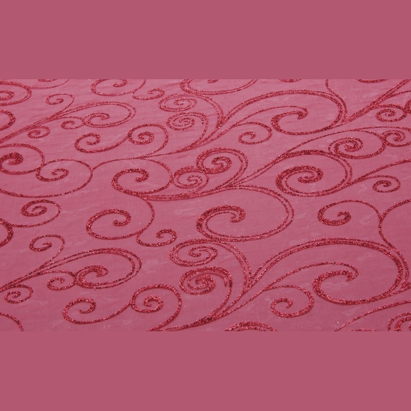 Chemin de table organza à arabesques, 5 m — Rouge